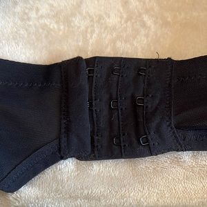 Elomi black bra size 40N